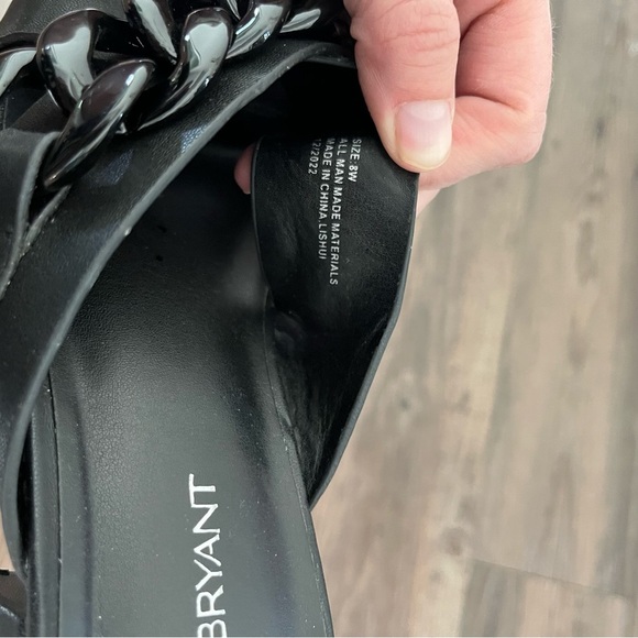 Lane Bryant Sandals Women's 8W Wide Dream Cloud Black Chain Cross Block Heel - Picture 5 of 6